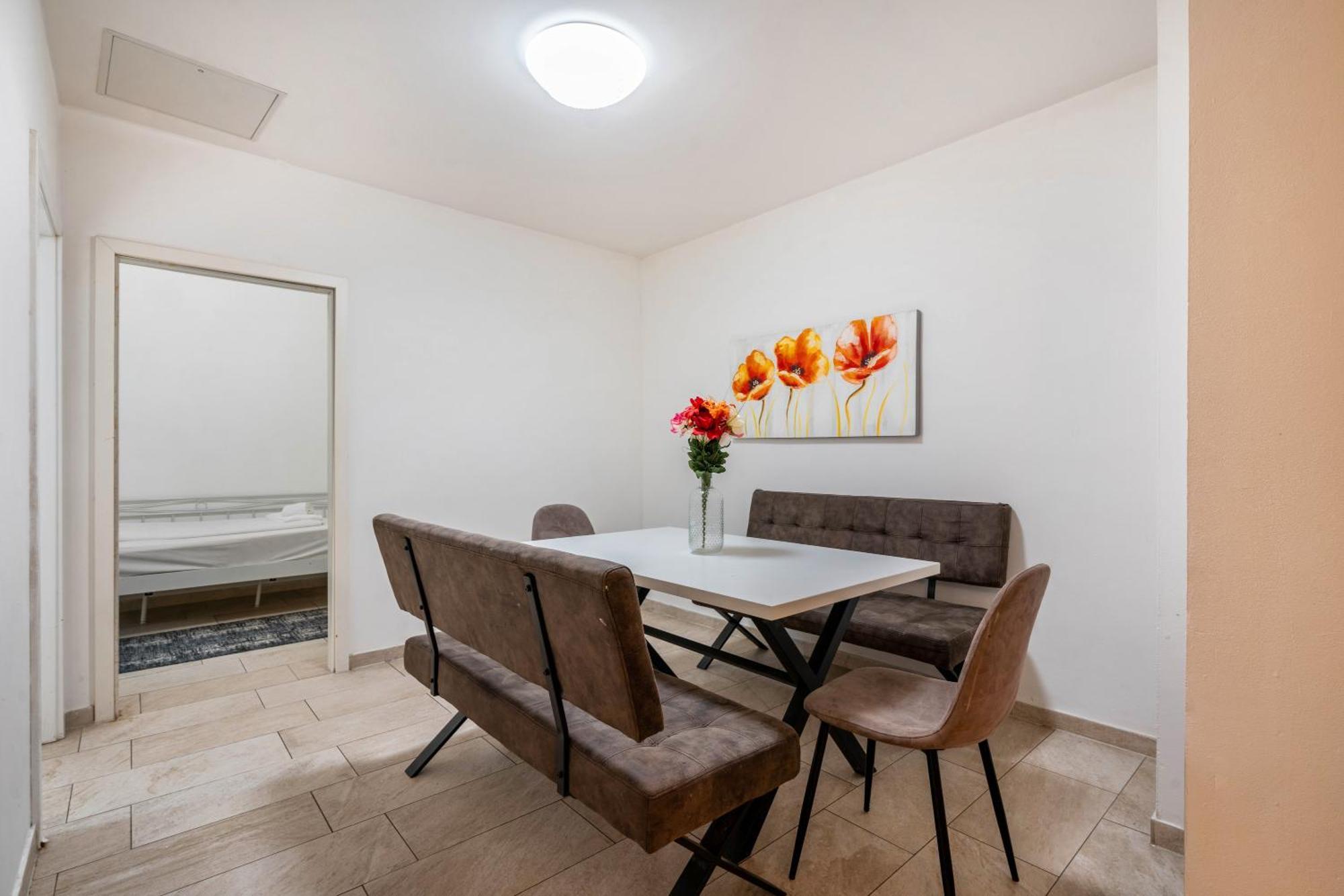 Aparthotel - Aldars 8